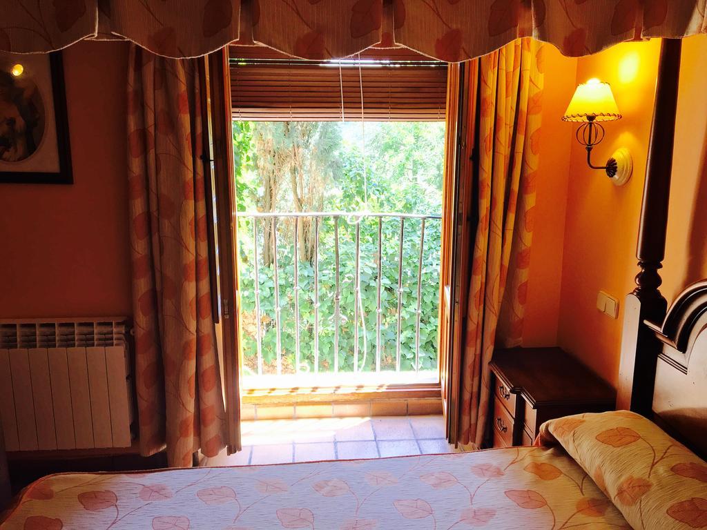 Hostal Posada La Panadera Sepúlveda Dış mekan fotoğraf